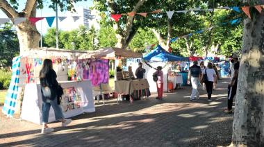 Olavarría: Feria de artesanos en el centro de la ciudad