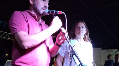 25 de Mayo: Ramiro Egüen estuvo presente en los carnavales de Pedernales