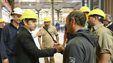 Kicillof en Olavarría: reunión con empresarios y trabajadores, críticas al Gobierno y al pedido de reimprimir boletas