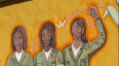 Emotiva inauguración del mural en la Biblioteca Popular “Crucero General Belgrano”