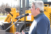 PBA invierte en caminos y asiste a productores de 9 de Julio, Casares y Bolívar