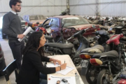 Con apoyo de Marcos Pisano, Bolívar transforma autos abandonados en ayuda solidaria
