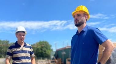 Roque Pérez: El intendente recorrió las obras del barrio Las Copas