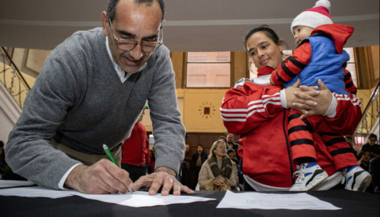 Plan habitacional en Azul: Nelson Sombra presentó subsidios, microcréditos y entrega de terrenos