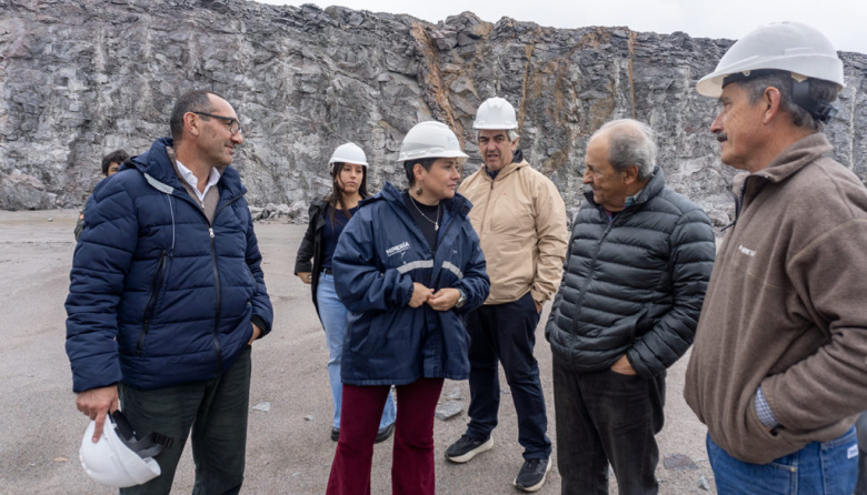 Azul: Nuevas politicas para el desarrollo minero