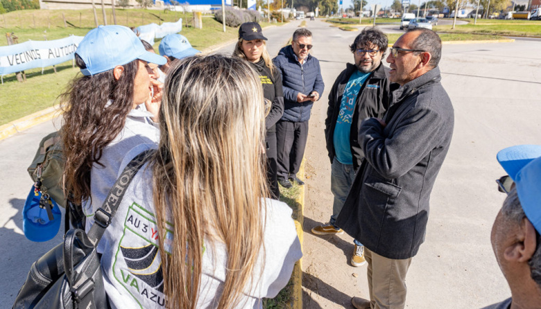 Azul: Los vecinos se encontraron para bordar los problemas de la Ruta Nacional N°3
