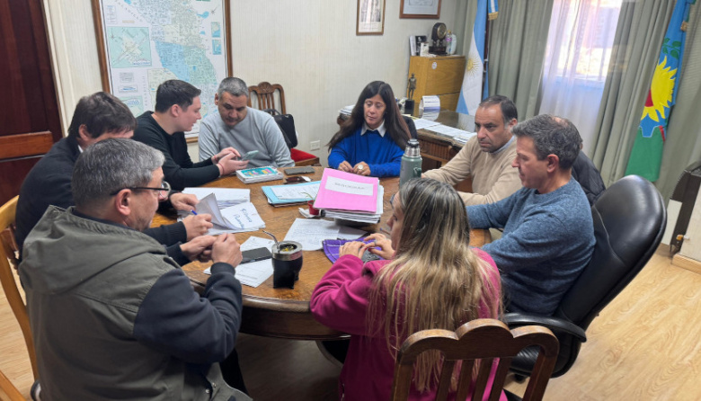 Roque Pérez: Reunion del ejecutivo para tratar temas de educacion