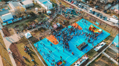 Achával:  “La nueva plaza es un punto de encuentro para todas las familias”