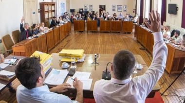 Azul: LLA planteó la eliminación de una tasa municipal que grava el traslado de hacienda