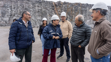 Azul: Nuevas politicas para el desarrollo minero