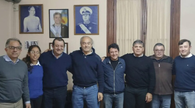 Tapalqué puso la mira en el modelo de Benito Juárez para mejorar caminos rurales y salud