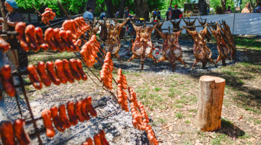 Olavarría prepara sus asadores para una fiesta que reúne a 40 instituciones