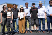 La Provincia entregó casas en Laprida y Olavarría