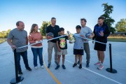 Olavarría: Quedo oficialmente inaugurado el playon deportivo de Hinojo