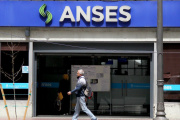 Confirman el pago del bono previsional en julio para jubilados y pensionados