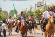 Fiesta del Cantón, torta negra y termas: Tapalqué festeja sus 163 años a lo grande
