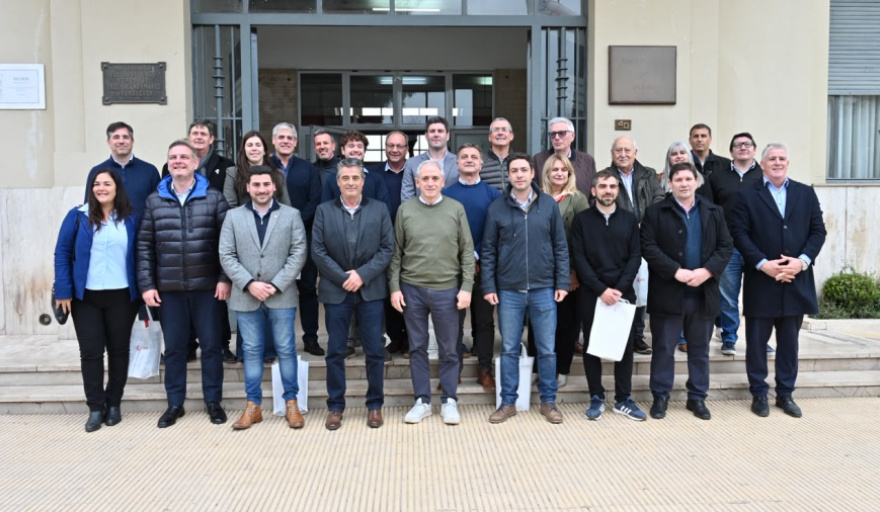 Lobos reunió a 30 municipios y activó una red para financiar proyectos verdes